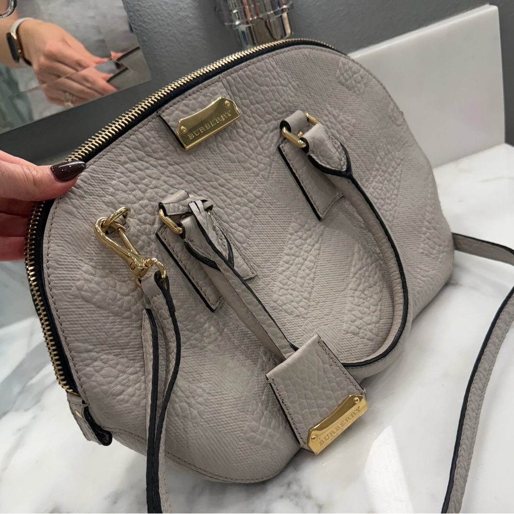 Burberry bag - Picture 3 of 6